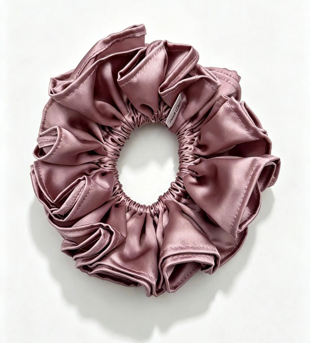 The Ruffle Silk Scrunchie Dusty Rose - ZENORI mulberry silk ruffle scrunchie