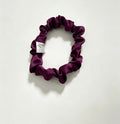 ZENORI Mini Silk Scrunchie Deep Plum - ZENORI mulberry silk mini scrunchie