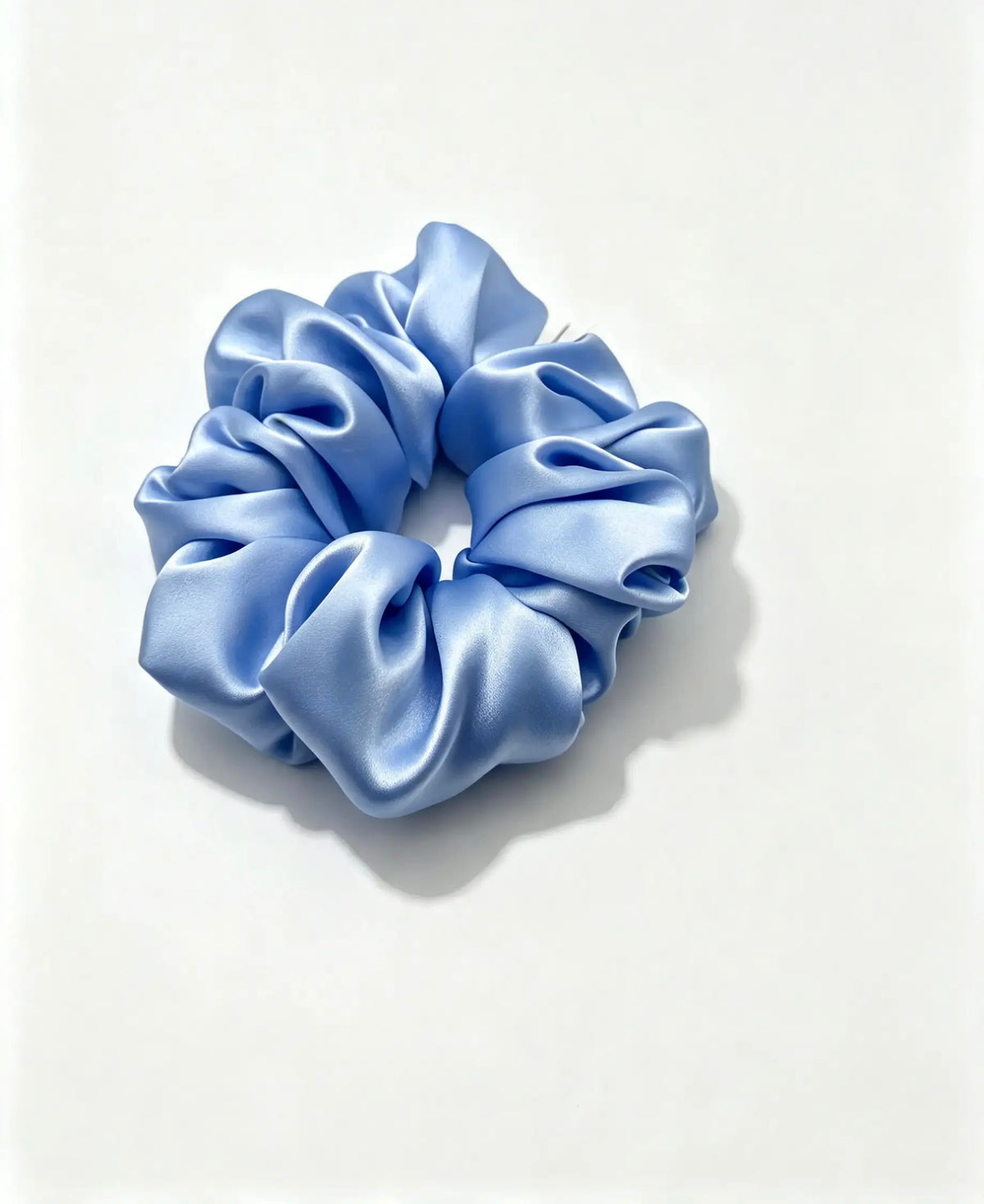 The Oversized Silk Scrunchie Periwinkle Blue - ZENORI mulberry silk oversized scrunchie